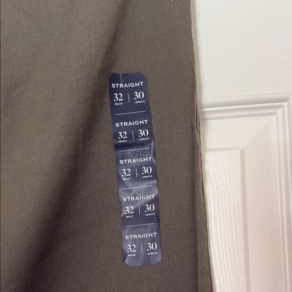 J. Crew Green Chinos Straight-Leg Versatile - Picture 8 of 8